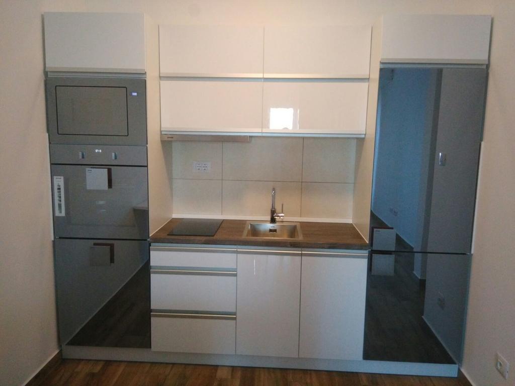 Apartment Victoria Dobra Voda Eksteriør billede